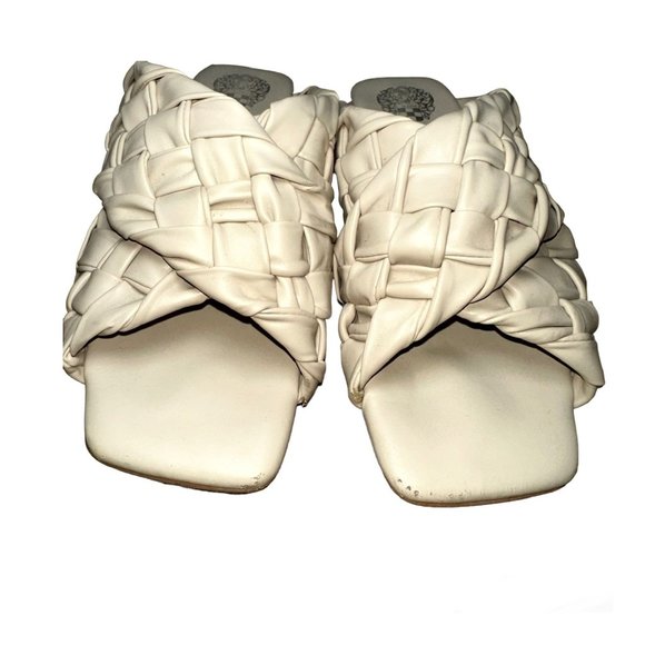 Vince Camuto Anella Slide - Picture 8 of 8